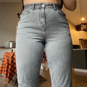 American Eagle mom jeans!